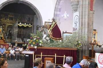 Procesiones de La Burrita en San Juan y El Ejido/FJS y TA.